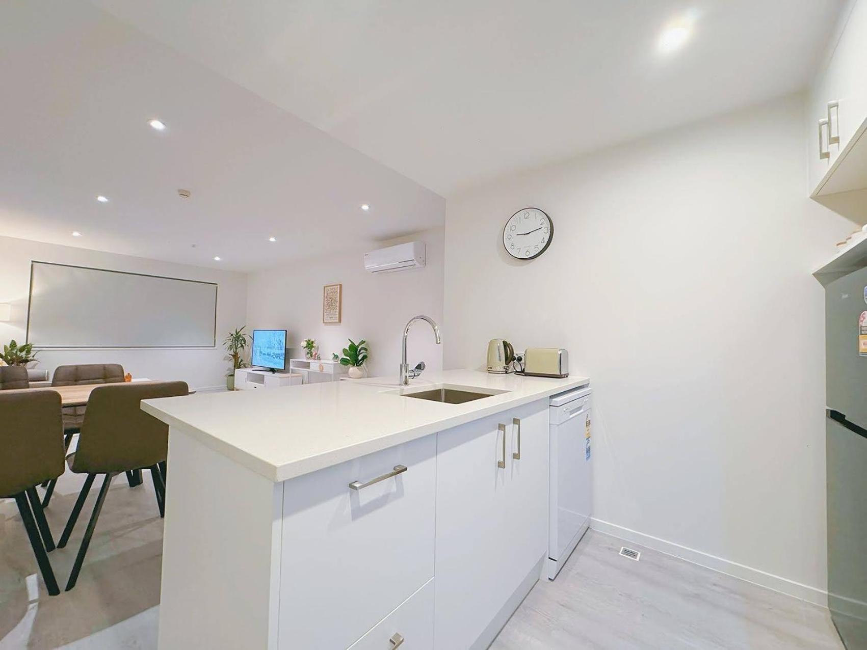 Modern 2Br Central Petone Gem Lower Hutt Extérieur photo